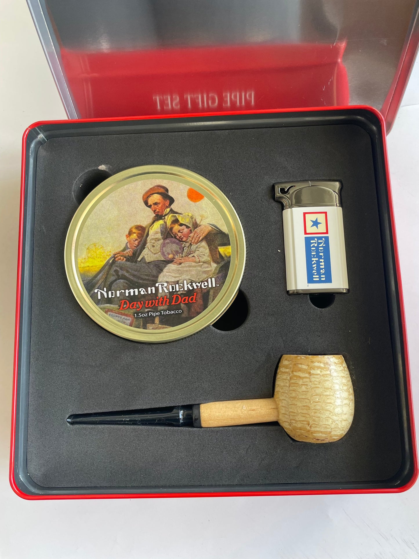 Norman Rockwell pipe gift set